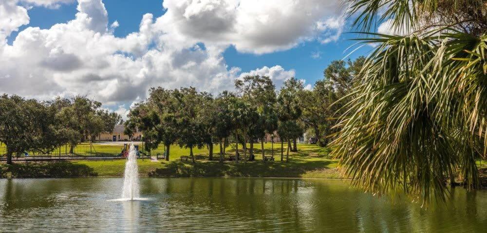 Casa de férias Family Friendly 3bd Close To @champions Gate 991